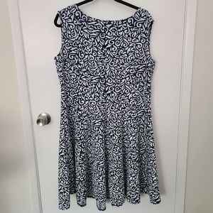 Haani Fit & Flare Petite Dress